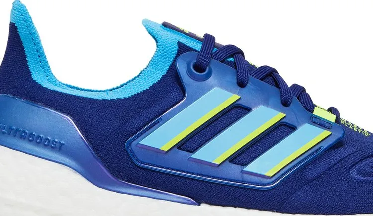 Adidas UltraBoost 22 'Legacy Indigo Solar Yellow' sneakers, blue