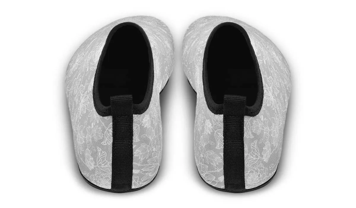 Lotus Lines Gray