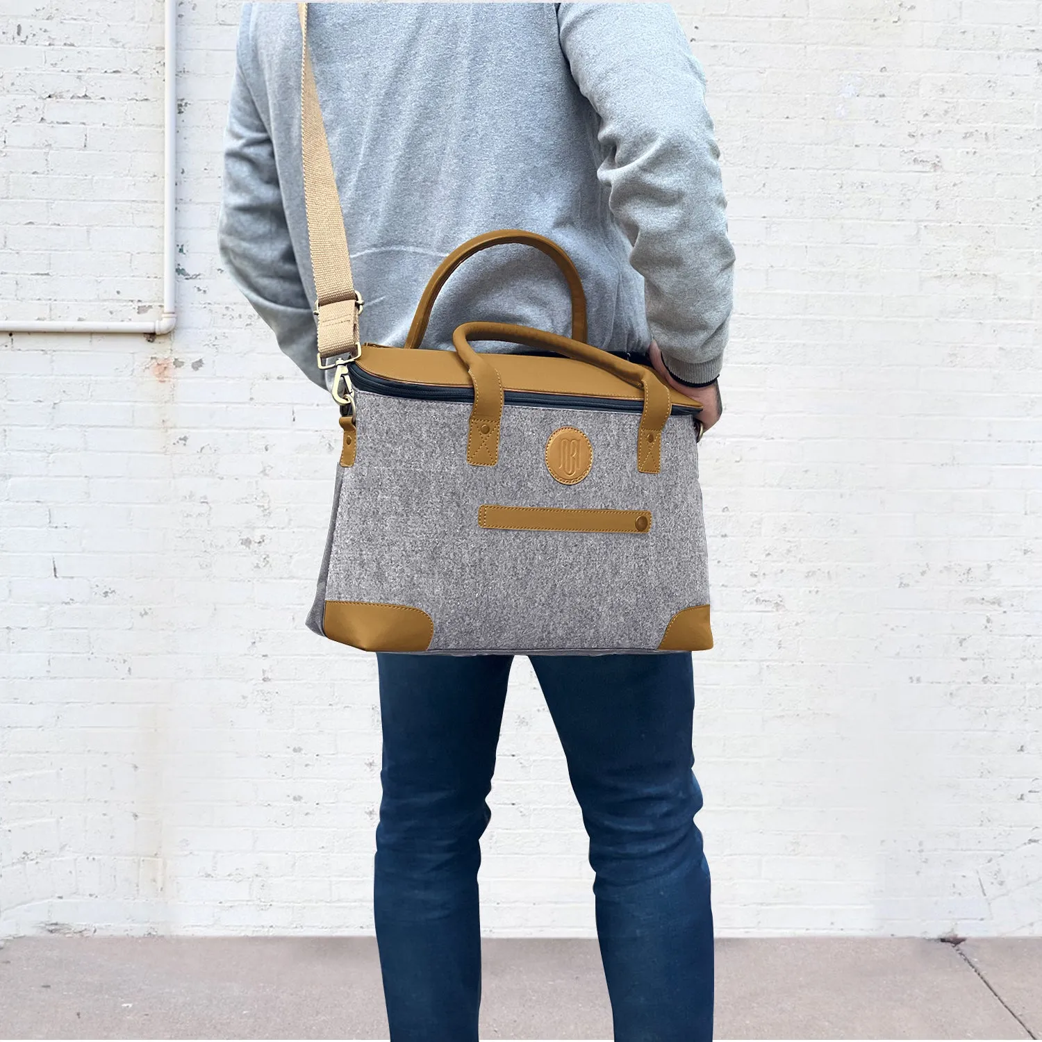 Mona B Unisex Messenger | Small Overnighter Bag for upto 14" Laptop/Mac Book/Tablet with Stylish Design: Arctic Light Grey