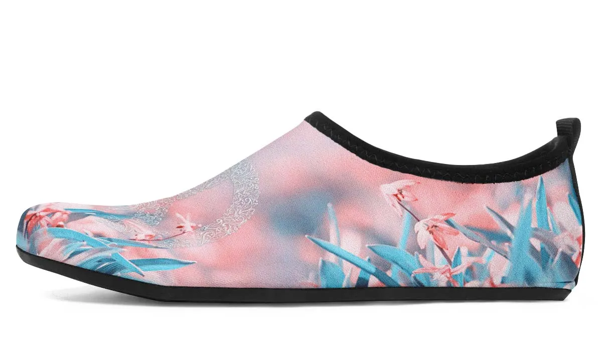 Peace Pinky Floral