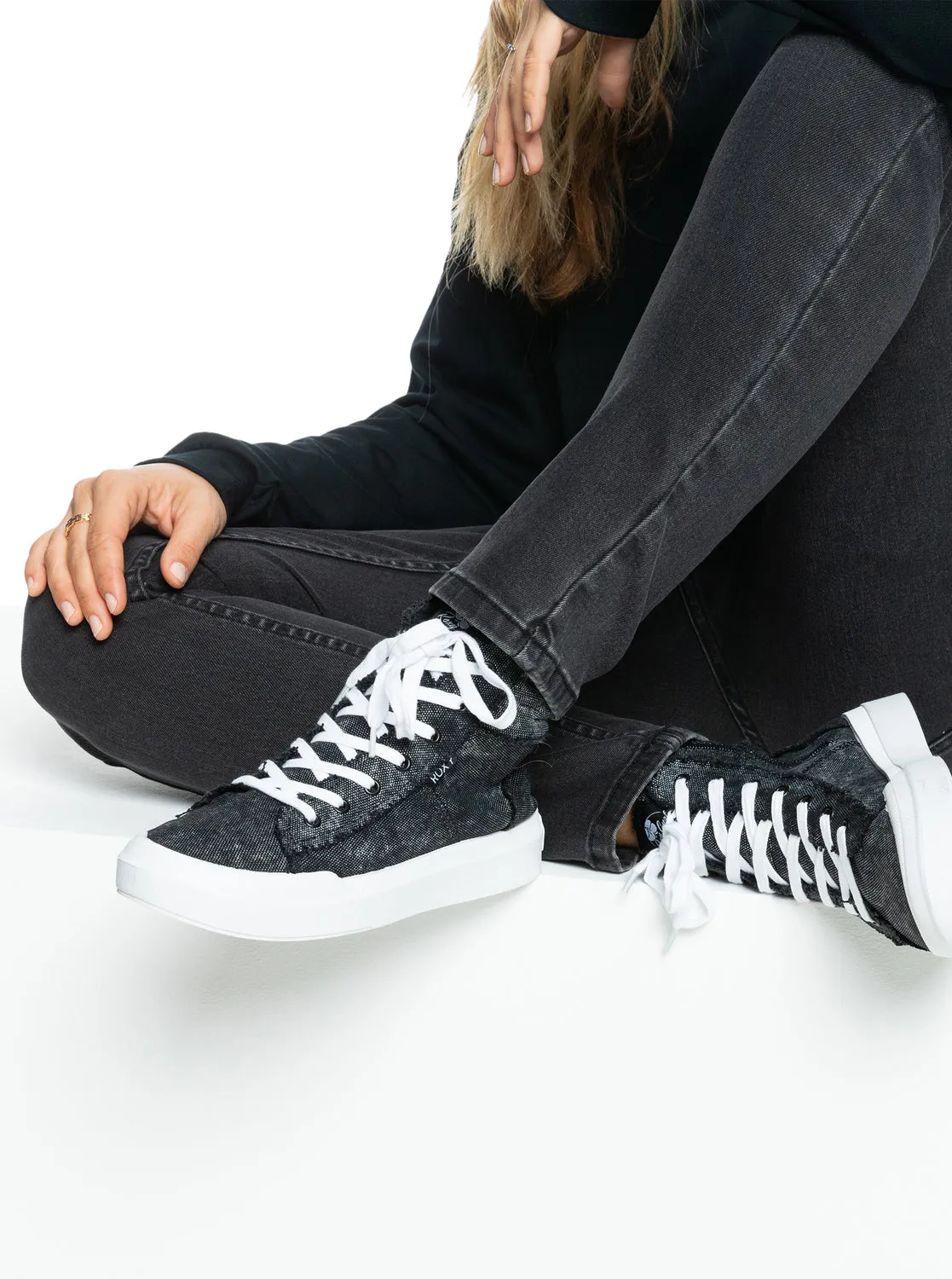 Roxy Rae Mid-Top Shoes - Black