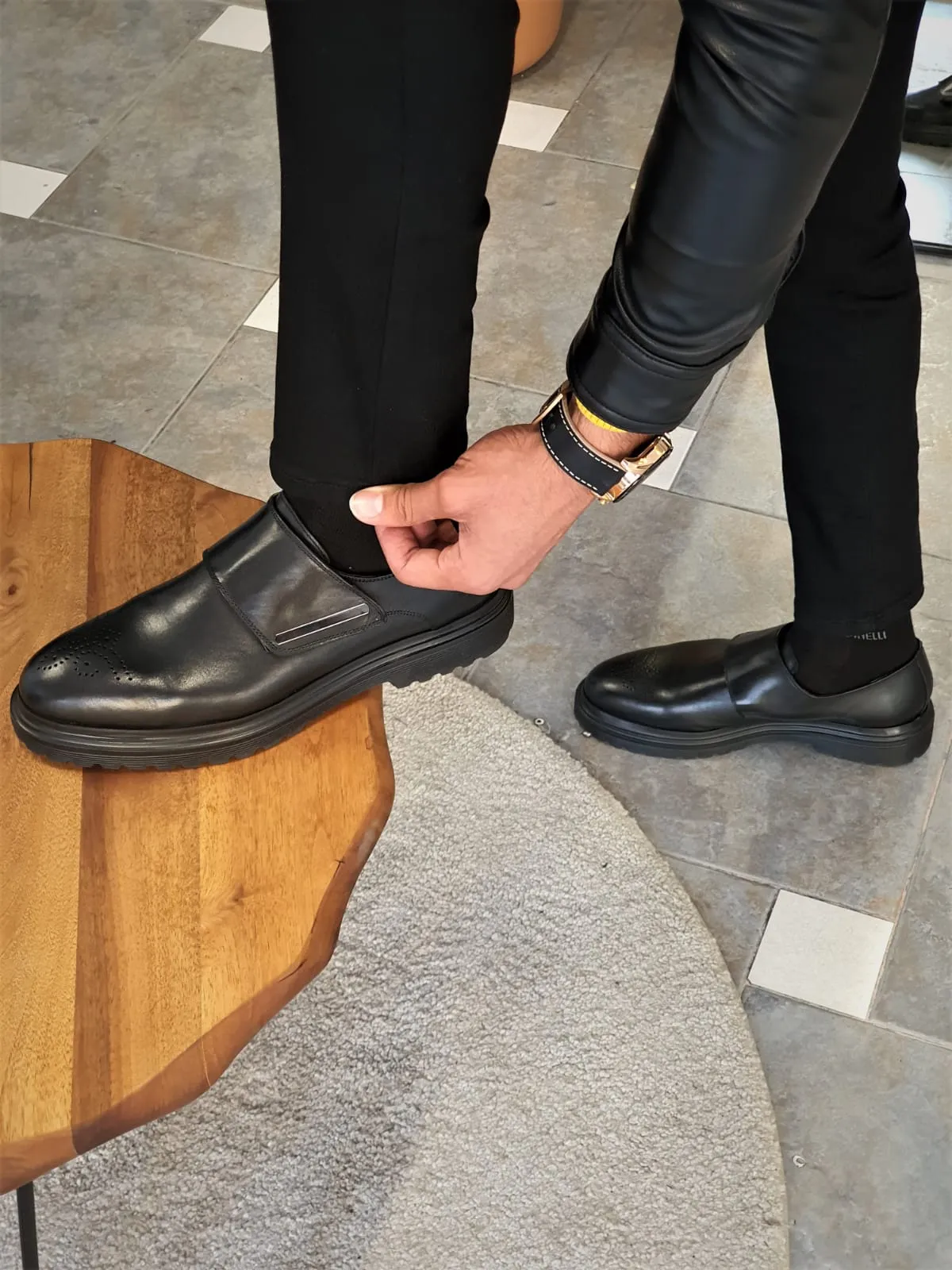 Royale Special Edition Sardinelli Leather Eva Black Shoes
