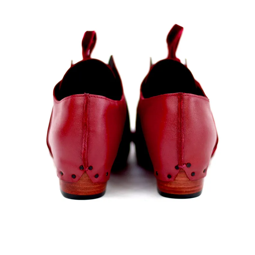 The Naked Shoe - Blood Red