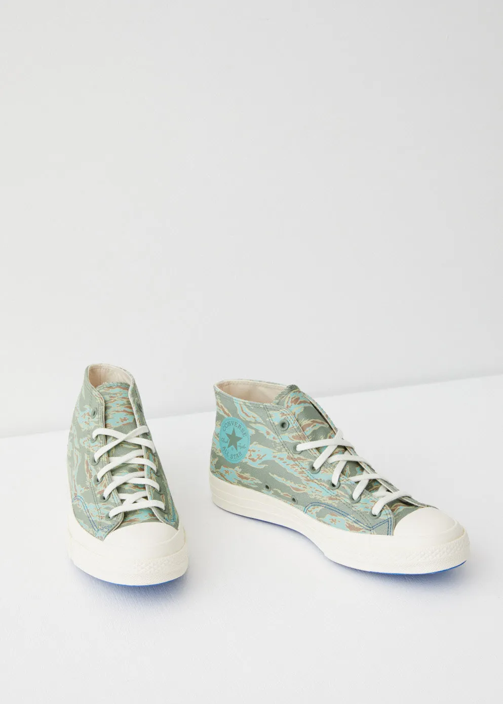 x UNDEFEATED Chuck Taylor 70 Mid Sneakers